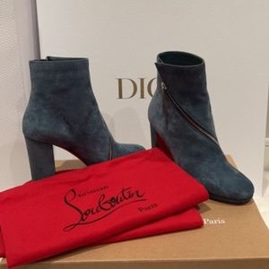 CHRISTIAN LOUBOUTIN Veau Velours Birgitta 100 Zip Around Ankle Bootie 37 BNWT